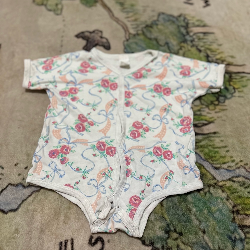 Vintage White and Pink Floral Bodysuit with Short Sleeves